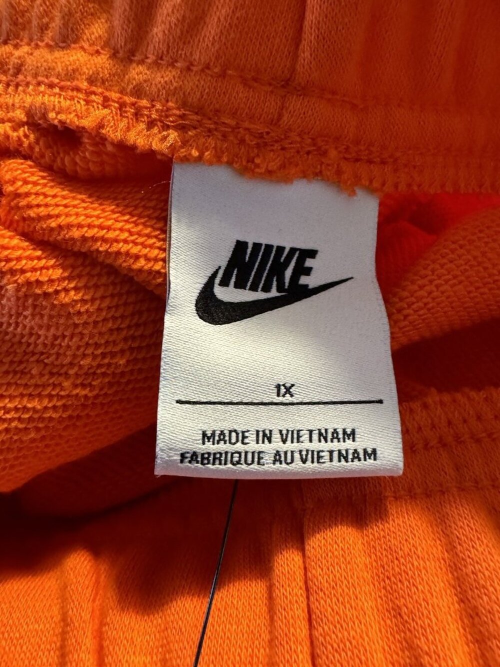 Nike Women Sporstwear DNA Shorts Mid Rise Orange Size 1X new - Picture 5 of 8